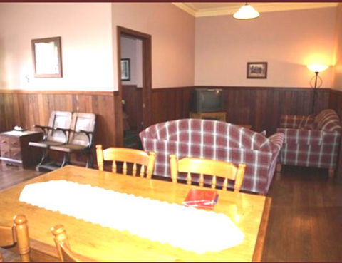 Pemberton Old Picture Theatre Holiday Apartments - Mackay Tourism 35