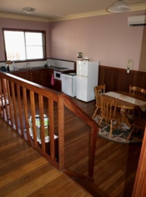Pemberton Old Picture Theatre Holiday Apartments - Mackay Tourism 20