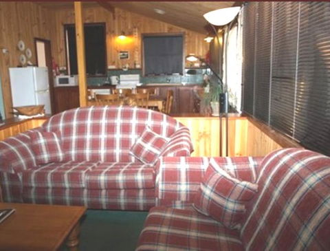 Pemberton Old Picture Theatre Holiday Apartments - Mackay Tourism 8