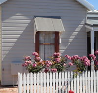 Bluebird Cottage - Mackay Tourism