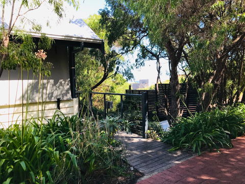 Zephyr Studio - Mackay Tourism 22