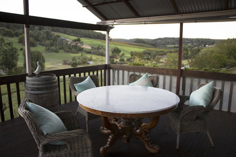 Bickley Valley Cottage - Mackay Tourism 3