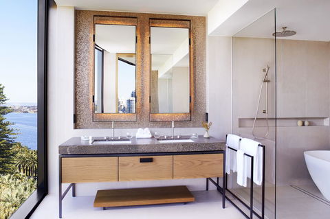 The Ritz-Carlton, Perth - Mackay Tourism 2