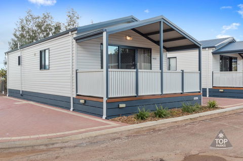 Jurien Bay Tourist Park - Mackay Tourism 0