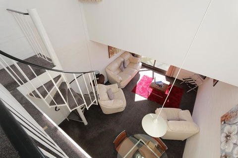 Atrium Hotel Mandurah - Mackay Tourism 39