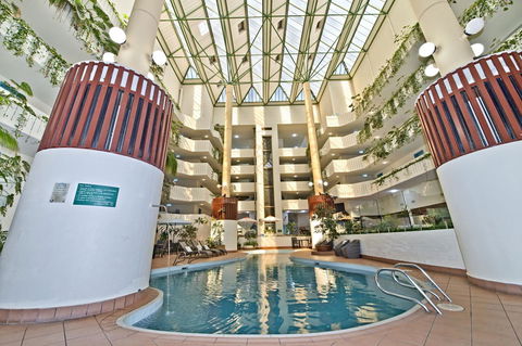 Atrium Hotel Mandurah - Mackay Tourism 0