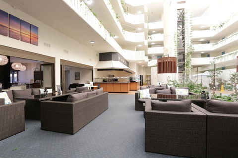 Atrium Hotel Mandurah - Mackay Tourism 31