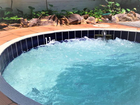 Atrium Hotel Mandurah - Mackay Tourism 24