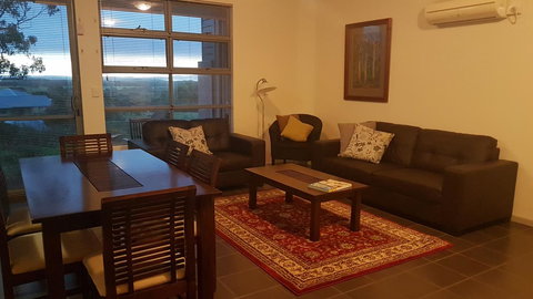 Seaview And Spa At Torbay - Mackay Tourism 6