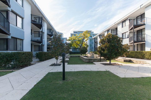 Riverside - Mackay Tourism 13