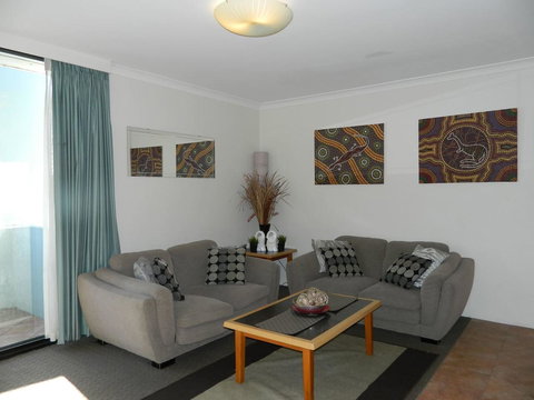 Riverside - Mackay Tourism 11