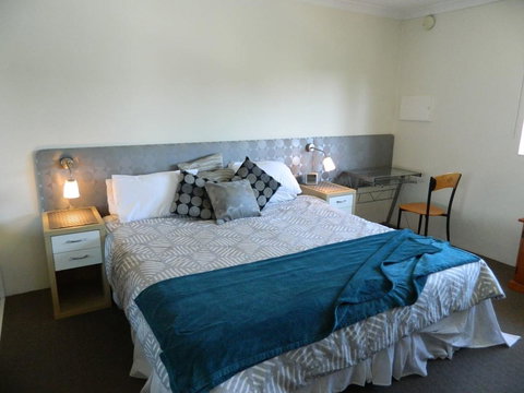 Riverside - Mackay Tourism 1