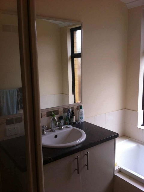 House Close To Airport - Mackay Tourism 2