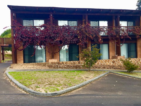 The Pemberton Hotel - Mackay Tourism 11