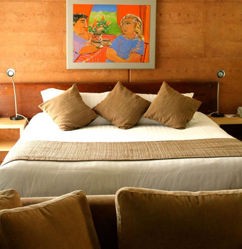 The Pemberton Hotel - Mackay Tourism 1