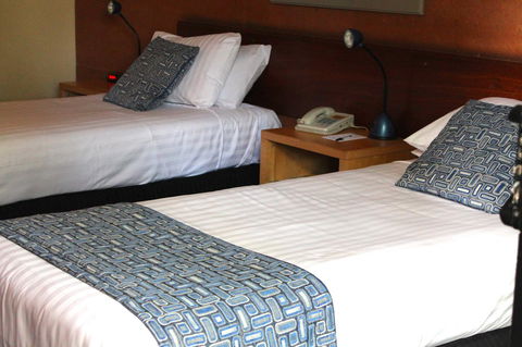 The Pemberton Hotel - Mackay Tourism 16