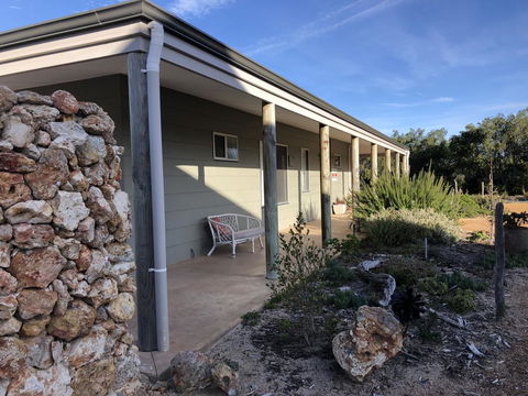 Bremer Bay B&B - Mackay Tourism 10