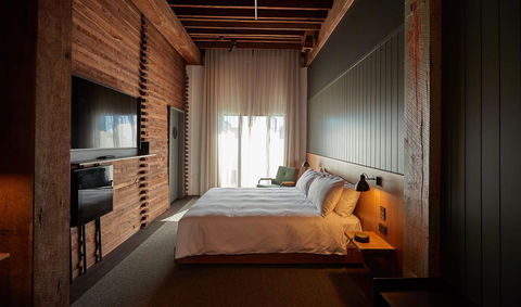 The Premier Mill Hotel - Mackay Tourism 1