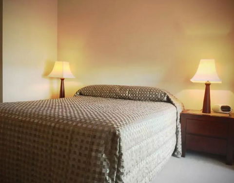 Outram St Apartment - Mackay Tourism 5