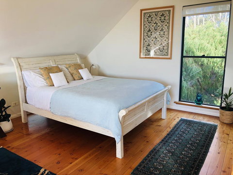 Orion Studio With Ocean Views - Mackay Tourism 11