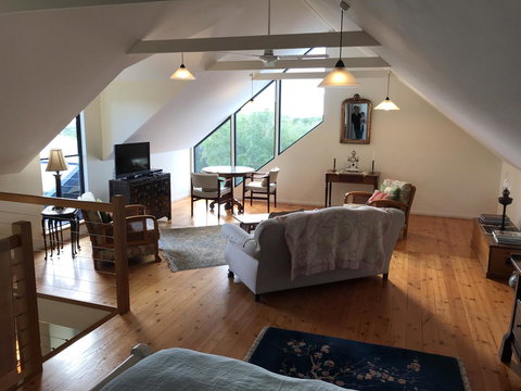 Orion Studio With Ocean Views - Mackay Tourism 14