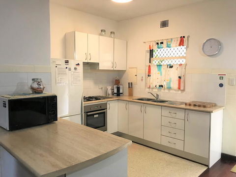Broadway Apartments - Mackay Tourism 30