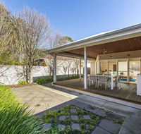 Inner Western Suburbs Retreat - Mackay Tourism