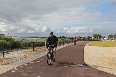 Jurien Beachfront Holiday Units - Mackay Tourism 20
