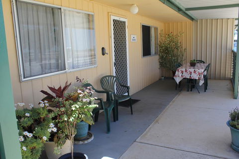 Jurien Beachfront Holiday Units - Mackay Tourism 2