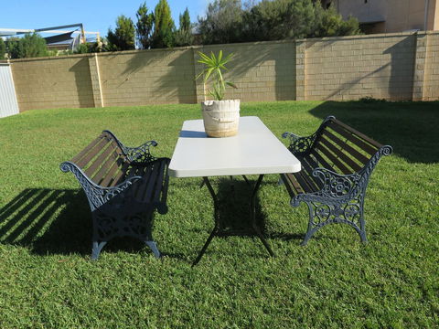 Jurien Beachfront Holiday Units - Mackay Tourism 6