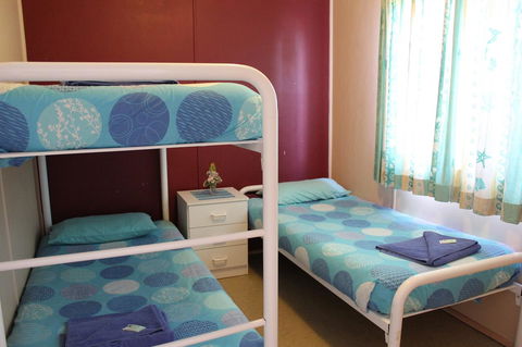 Jurien Beachfront Holiday Units - Mackay Tourism 12