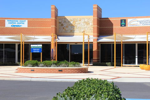 Jurien Beachfront Holiday Units - Mackay Tourism 25
