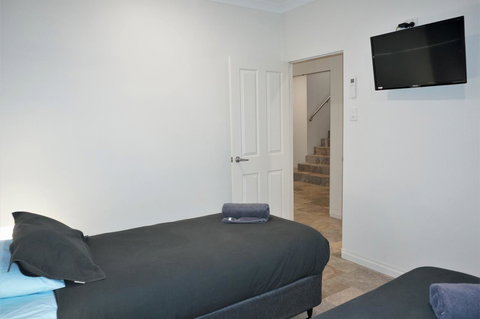 27 Corella Court - Mackay Tourism 9