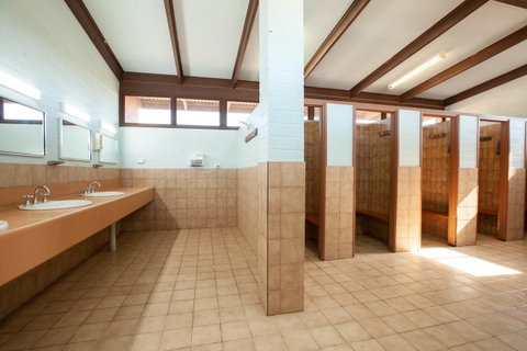 EUCLA MOTOR HOTEL - Mackay Tourism 8
