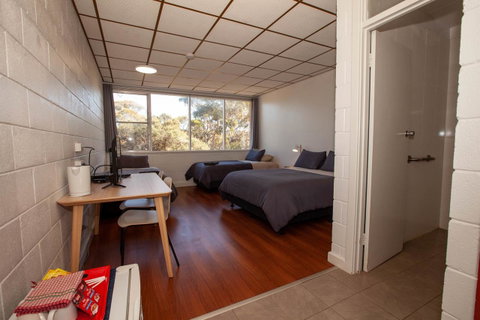 EUCLA MOTOR HOTEL - Mackay Tourism 4