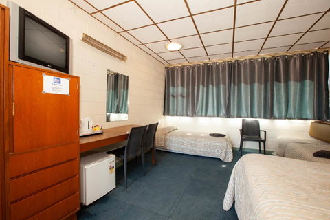 EUCLA MOTOR HOTEL - Mackay Tourism 18