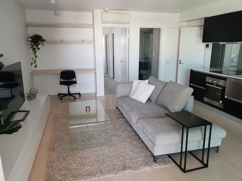 Modern Northbridge Apartment - Mackay Tourism 4