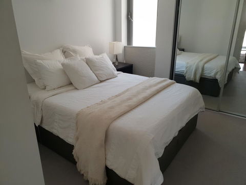 Modern Northbridge Apartment - Mackay Tourism 0