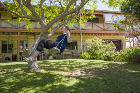 Lancelin Lodge - Mackay Tourism 15