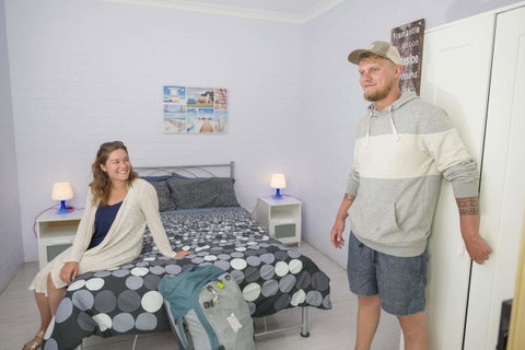 Lancelin Lodge - Mackay Tourism 44