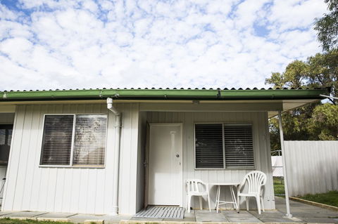 Salty Shack Lancelin - Mackay Tourism 13