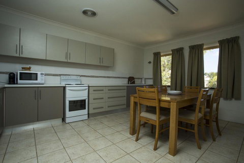 Kalbarri Murchison View Apartments - Mackay Tourism 30