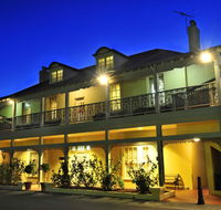 Clifton Motel  Grittleton Lodge - Mackay Tourism