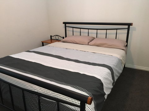 Apartment In Queens Park - Mackay Tourism 3