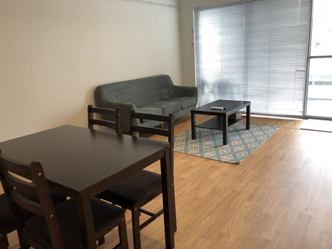 Apartment In Queens Park - Mackay Tourism 2