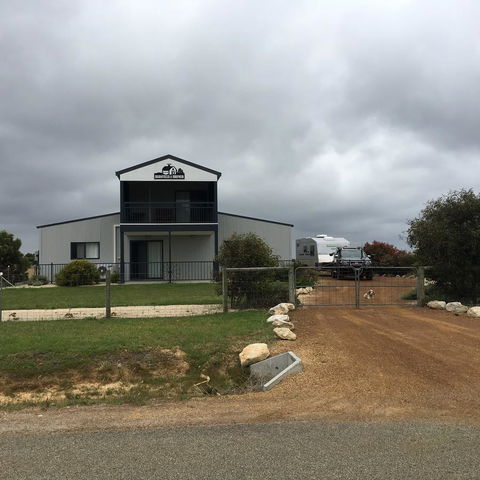 Barnville@Bremer - Mackay Tourism 0