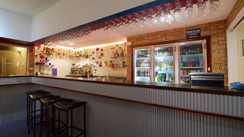 Cervantes Pinnacles Motel - Mackay Tourism 21