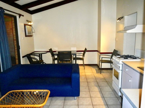Wildsights Villas - Mackay Tourism 10