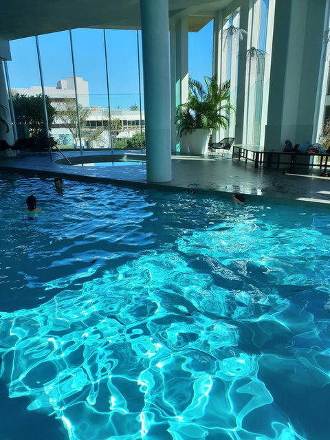 Scarborough - Oceanview 2 Bed, 2 Bathroom Apartment - Mackay Tourism 10