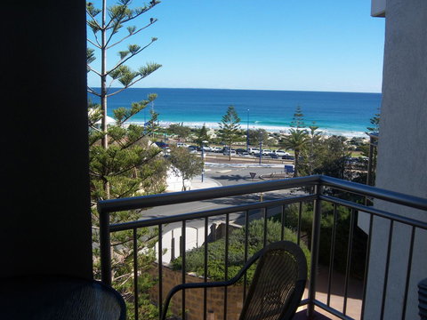 Scarborough - Oceanview 2 Bed, 2 Bathroom Apartment - Mackay Tourism 0